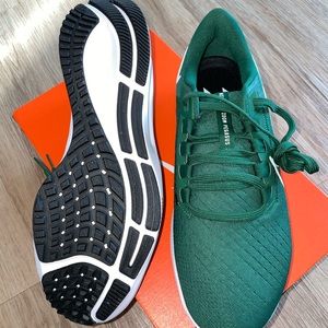 Nike Air Zoom Pegasus Athletic shoes. Green and white